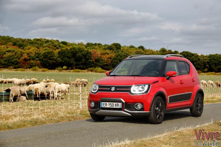 Suzuki Ignis Pack 2018 avec projecteurs LED et sabots de protection Outdoor.