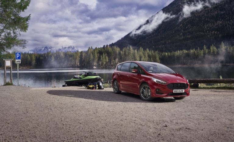 Ford S-Max Hybrid