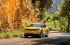 Ford Capri Vivid Yellow 2026