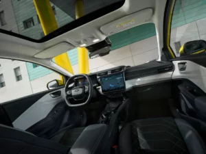 Intérieur du Ford Puma Gen-E 100% électrique 2025