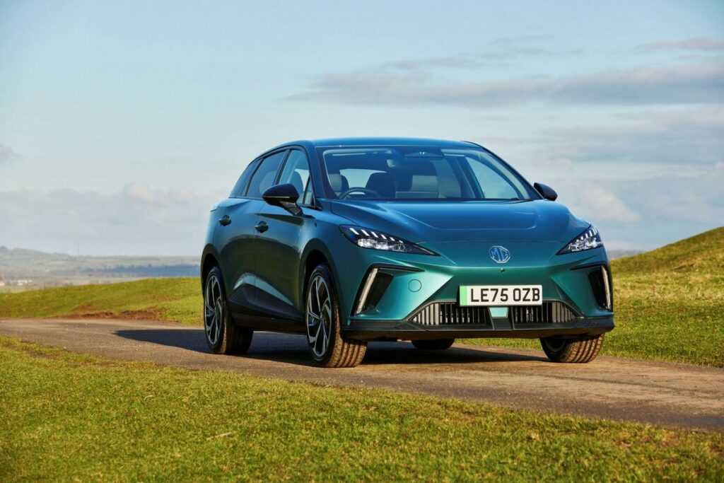 Nouvelle MG4 EV 2026 : Le trublion de l&rsquo;électrique peaufine sa copie