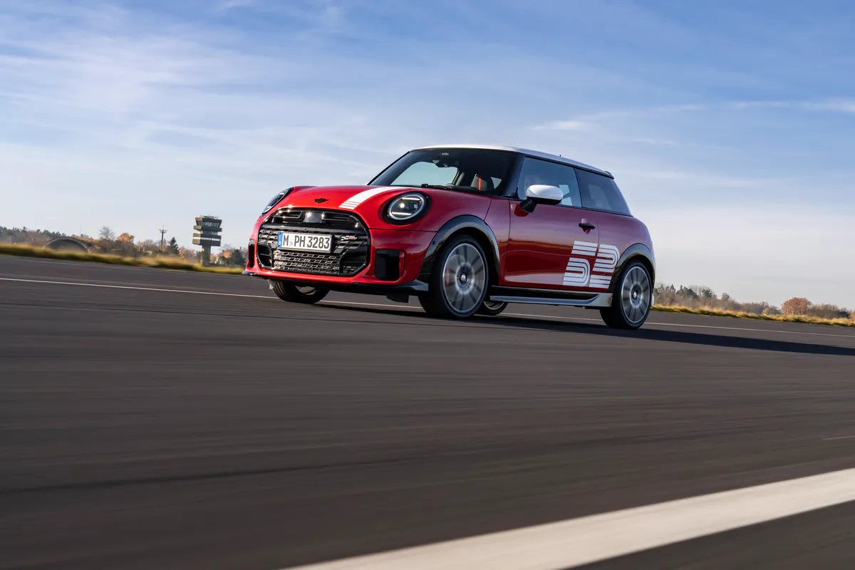 MINI 1965 Victory Edition : L&rsquo;hommage à une légende du Monte-Carlo