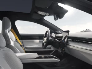 Intérieur de la Polestar 5 2025