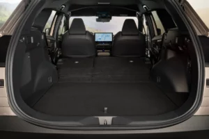 Coffre du Toyota bZ4X Touring 2026