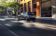 Toyota Yaris Design Gris Célestine 2026