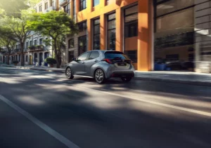 Toyota Yaris Design Gris Célestine 2026