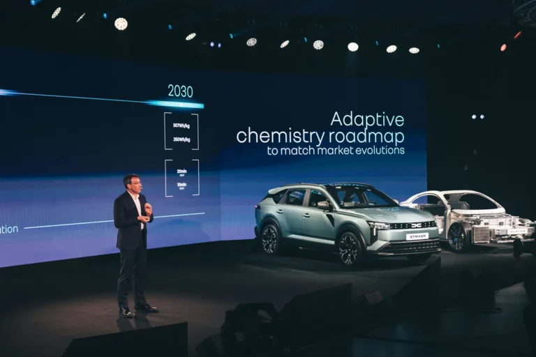 François Provost présentant le plan Renault futuREady 2030