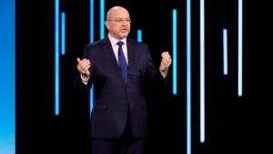 Walter Mertl lors de la conférence annuelle BMW 2026.