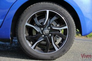 Toyota Yaris 3 Hybrid 2018 Collection jantes