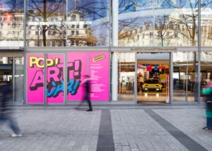 Pop Art Car : L'exposition gratuite de Renault sur les Champs-Élysées