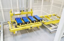 Ligne de production automatisée de batteries Cell-to-pack chez Skoda.