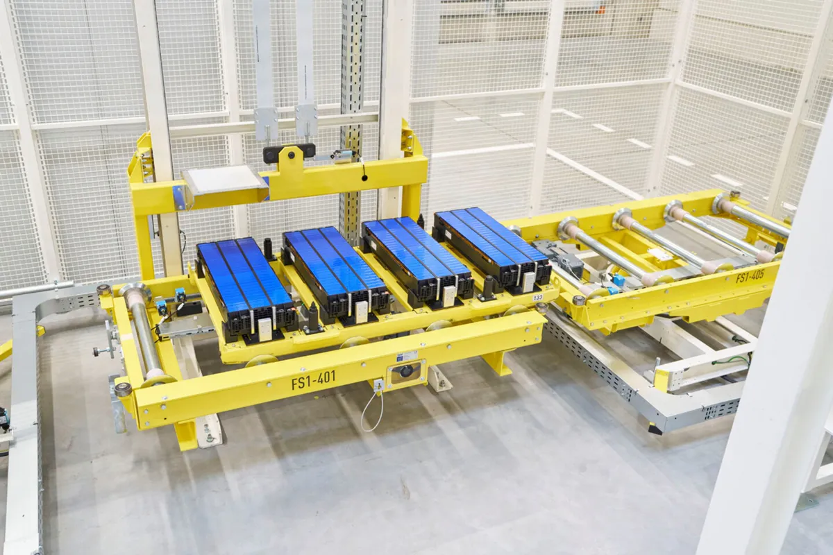 Ligne de production automatisée de batteries Cell-to-pack chez Skoda.