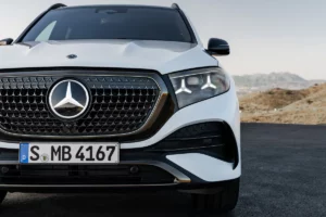 Mercedes-Benz GLE 2026 restylé face avant calandre étoilée
