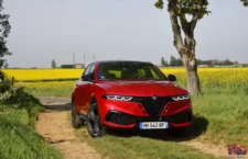 face avant alfa romeo tonale restyle sport speciale rouge alfa