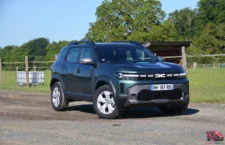 dacia-duster-eco-g-120-expression-design-exterieur-suv-vert-face-avant