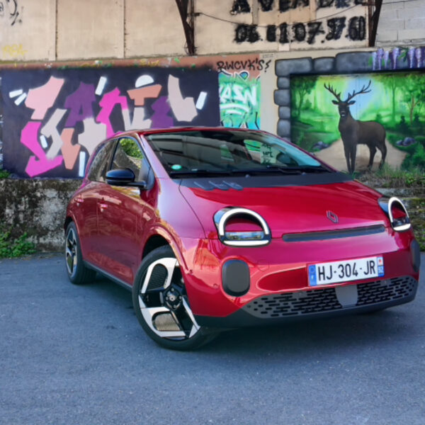 Essai Renault Twingo E-Tech électrique (2026) : L&rsquo;icône populaire est de retour !