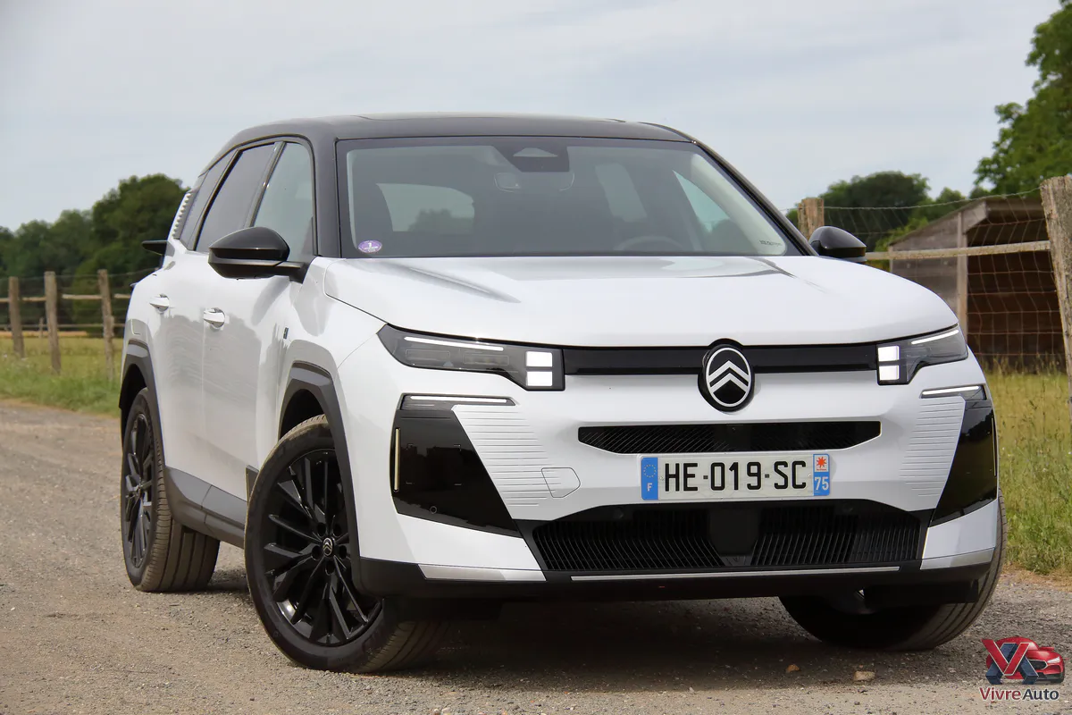 citroen-c5-aircross-hybride-rechargeable-max-blanc-okenite-design-exterieur-face-avant