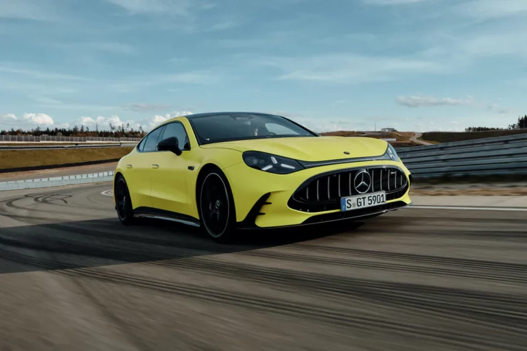 mercedes-amg-gt-coupe-4-portes-electrique-design-exterieur-fastback-sportif