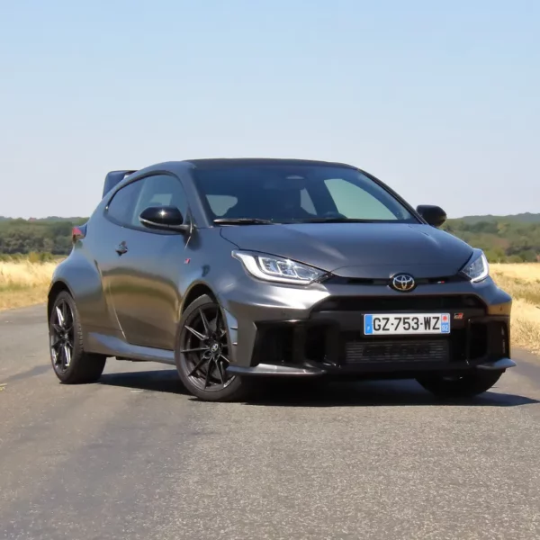 Essai Toyota GR Yaris Édition Sébastien Ogier : le dernier sanctuaire de l&rsquo;émotion mécanique