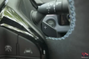 Palette au volant du Subaru Solterra