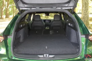 Volume de coffre 1553 litres Opel Astra Sports Tourer hybride rechargeable