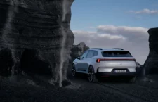 polestar-4-suv-2026-design-exterieur-statique-arriere