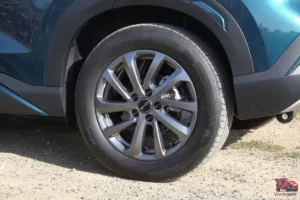 Les jantes alliages de 17 pouces du BYD Atto 2 DM-i Boost