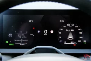 Tableau de bord personnalisable du Toyota RAV4 hybride 2026