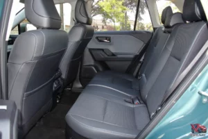 Places arrière du Toyota RAV4 hybride 2026
